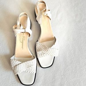 Salvatore Ferragamo Boutique Italy -  White Leather Sandals - 7 1/2